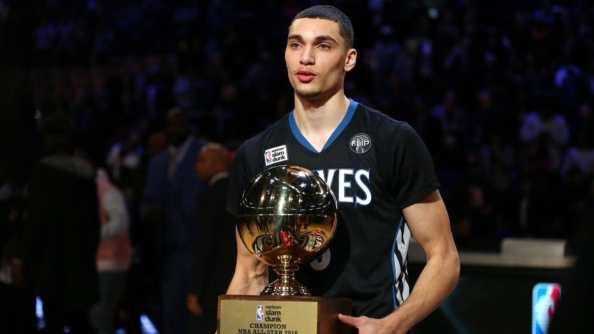 爱游戏体育（AYX）官方APP下载-_魔术队展现韧性，逆转战局赢得比赛_，魔术队百度百科