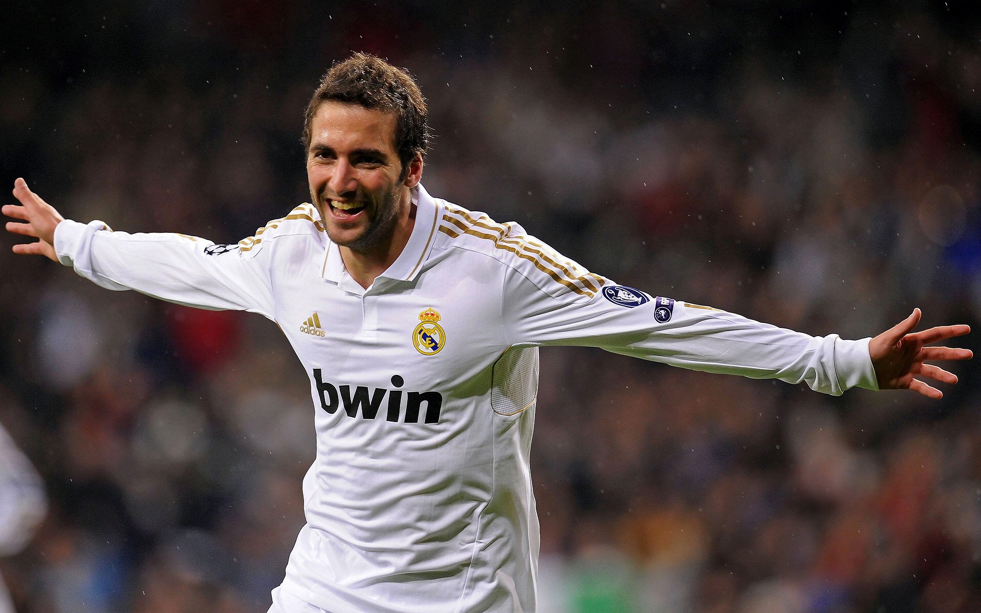 爱游戏娱乐-足球电竞联赛开赛推动运动融合发展，电竞足球项目